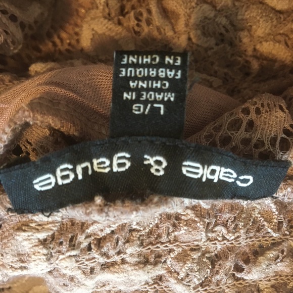 Cable & Gauge Pinky Taupe Lace Top - Picture 6 of 7